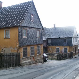Treuen, Umgebindehäuser, ca. 2004, vor dem Kauf  © Interessengemeinschaft Bauernhaus, Sandra Finsterbusch und Jens Wirth