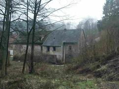 Gransdorf, Mühlengebäude, Rückseite, vor der Renovierung © Interessengemeinschaft Bauernhaus, Arthur Weyns