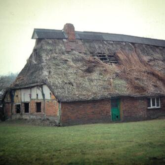 Hagen Börsten, Niederdeutsches Hallenhaus vor dem Abbau © Interessengemeinschaft Bauernhaus, Rainer Kröger