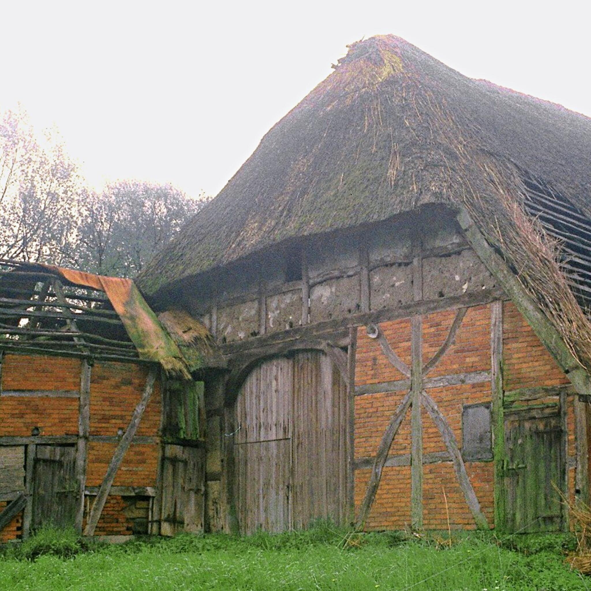 Unbesandten, NIederdeutsches Hallenhaus, vorher 1996 © Interessengemeinschaft Bauernhaus, Margot und Wolfgang Pauli