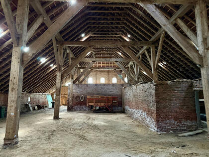 Gigantisch: der Wirtschaftsteil eines Gulfhauses © Kai Nilson, Interessengemeinschaft Bauernhaus